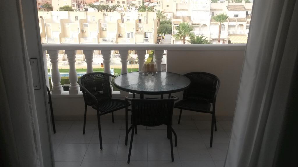 Apartment Parquemar La Mata  Værelse billede